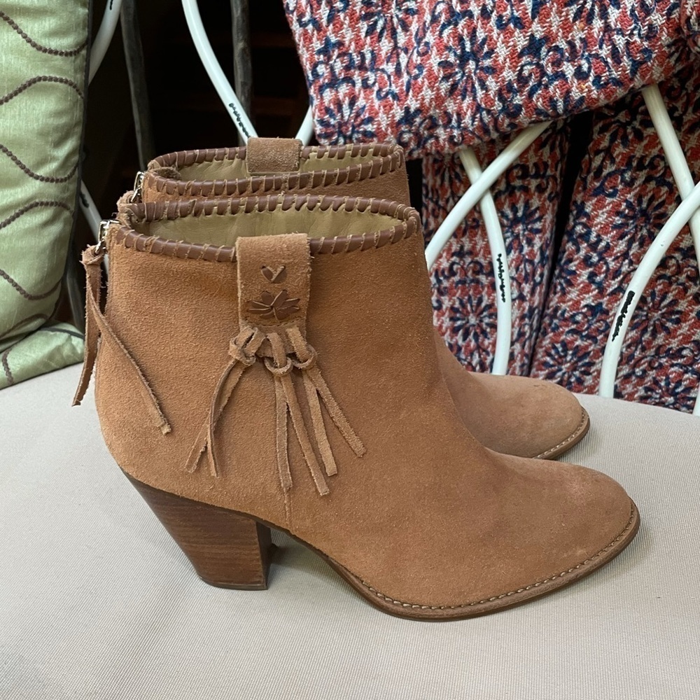 Jack Rogers Greer Suede Bootie in Oak Size 9 - Picture 6 of 11